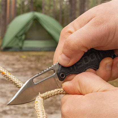 Couteau de survie 