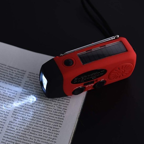 Lampe-de-camping-lampe-de-poche-vue-cote