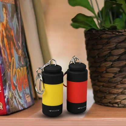 Lampe de poche rechargeable jaune et rouge