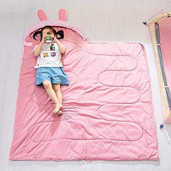 Sac-de-couchage-enfant-rose-ouvert